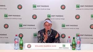 Pohádkový příběh zaujal i slovenského prezidenta kisku. Vondrousova Ve Finale Jsem Nemela Sanci Ale Byl To Skvely Turnaj Sport Cz