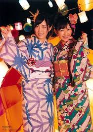 ske48 member jurina matsui l and akb48 member mayu mayu wantanabe r posing in kimono 渡辺麻友 まとめ 画像 写真