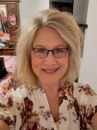 Would you like to be friends with a woman my age? Tell me the truth.. 😘  I'm older than you