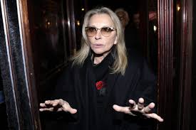 Diannav sex tape the ratings are spot on, have fun!!.