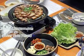 Korean bbq tends to favor more quick cooking cuts of bulk meats like ribeye which is grilled quickly and heavily marinaded along with short rib meat for a more wholesome bite experience. Han Sik Ga True Korean Dining Gurney Plaza Penang