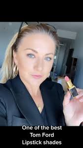 Love Pink Dusk 💄 #tomford #tomfordlipstick #tfbeauty #lipstick #makeuphack  #everydaylipstick #glam #nyc #newyork #australian #mua  #celebritymakeupartist