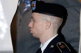 Government plays secrecy games in Manning trial