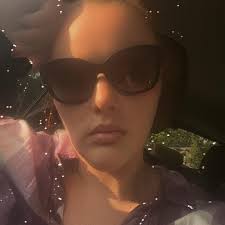 Follow Lakevious Oliver