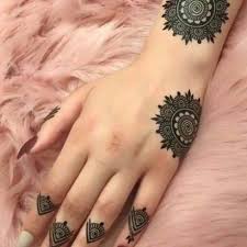Krushna abhishek, bharti singh and kiku sharda posted update about the. Mehandi Design Patch Simple Back Side Simple Patch Mehndi Design Easy Mehndi Design Some Of Most Elegant Styles Are Coming To Market Halleyh Kayo