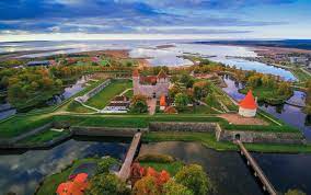 Estonia's coastline lies on the baltic sea and the gulf of finland. Working In Estonia Recruit4languages
