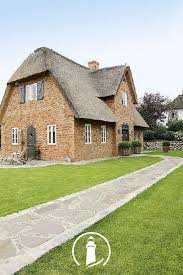 Reetdach Ferienhaus In Kampen Haus Fur 8 Personen Mit Kamin Und Sauna Auf Sylt Traumhafte Ferienunterkunft Fur Die G Ferienhaus Sylt Ferienhaus Sylt Urlaub