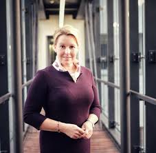 Perfect fit adjustable massage bed. Franziska Giffey Spd Politikerin Und Familienministerin Welt