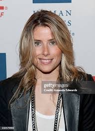 Amanda Moseley's Instagram, Twitter & Facebook