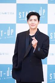 Both of these actors made strong impressions on running man viewers during their respective episodes, gaining positive attention from the public. Gokpop Exclusive K News In Malaysia Singapore