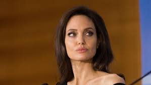 Angelina jolie dcmg is an american actress, filmmaker, and humanitarian. Das Einsame Leben Der Angelina Jolie Kurier At