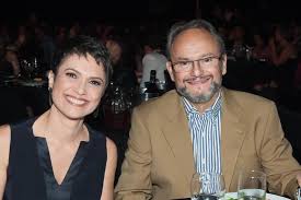 Sandra annenberg (born 5 june 1968, in são paulo) is a brazilian newscaster.1 since 1982, sandra has worked for globo tv, the largest commercial tv network in brazil, with over 150 million. Jornal Da Franca Na Mira Da Cnn Brasil Sandra Annenberg Teme Deixar A Rede Globo Jornal Da Franca
