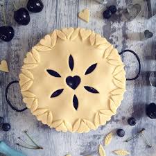 Decorated Pastry Pie Crust Pastry Pie Crust Pie Crust Designs Fancy Pie Crust