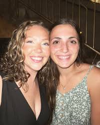 Savannah Neely's Instagram, Twitter & Facebook