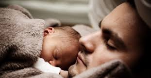 Baby Schlaft Nicht Alleine Ein So Klappt Es Mit Dem Schlafen