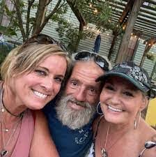 Tammy Wehmeyer's Instagram, Twitter & Facebook