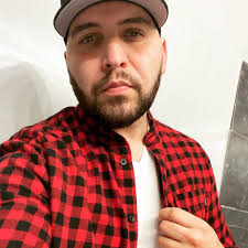 Chain link fence installation near Roseville Michigan?