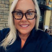 200+ "Gretchen Gretchen" profiles