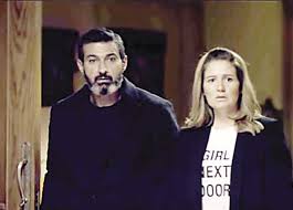 أصدرت نيفين جامع وزيرة التجارة والصناعة قراراً بإستمرار فرض رسم صادر على صادرات الأسمدة الآزوتية المنصوص عليه بالقرار الوزاري رقم 59 لسنة 2021 على أن تعدل فئة الرسم لتكون بواقع 2500 جنيه للطن. ÙŠØ§Ø³Ø± Ø¬Ù„Ø§Ù„ ØµÙ„ÙŠØª Ø§Ø³ØªØ®Ø§Ø±Ø© Ù‚Ø¨Ù„ ØªÙˆÙ‚ÙŠØ¹ Ø¹Ù‚Ø¯ Ø¸Ù„ Ø§Ù„Ø±Ø¦ÙŠØ³ Ø­ÙˆØ§Ø± Ø§Ù„Ù…ØµØ±ÙŠ Ø§Ù„ÙŠÙˆÙ…