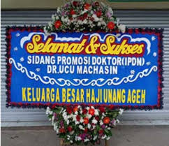 Jual karangan bunga berbagai jenis dan ukuran online. Toko Bunga Papan Pekanbaru Murah 081268715545 Free Ongkir Melayani 24 Jam