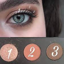 Farmasi Nin Yeni Cikan Paletlerini Gordunuz Mu Vice Brown Ile Bir Makyaj Eyeshadow Palette Vice B Makyaj Uzmani Yeni Baslayanlar Makyaj Makyaj Konturleme
