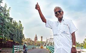 'traffic' ramaswamy gets aiadmk banner removed. Traffic Ramaswamy Files Pil Seeking Jayalalithaa S Body To Be Dug Out For Post Mortem India News