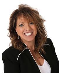 Sheryl Carr's Instagram, Twitter & Facebook