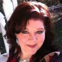 Jenny Houk's Instagram, Twitter & Facebook