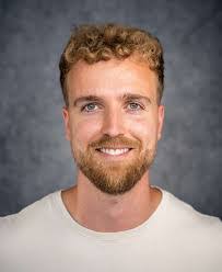 Peter Willoughby's Instagram, Twitter & Facebook