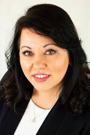 Jennifer Matteo's Instagram, Twitter & Facebook