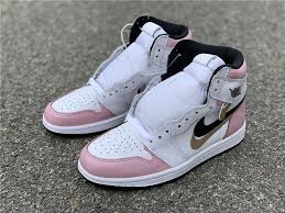 Air Jordan 1 Retro High Og White Pink Black 2019 Air Jordan 1 Retro High Og White Pink Black For Girls In 2020 Air Jordans Jordan 1 Retro High Jordan 1