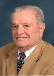 Dean Stroup's Instagram, Twitter & Facebook