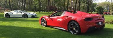 Il peso scende inoltre considerevolmente, arrivando a 1280 kg.la 488 pista arriva ai 100 in 2, 85 secondi, i 200 in meno di 8 secondi. Ferrari 488 Spider Foto Caratteristiche E Scheda Tecnica Ineco Auto