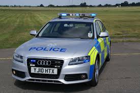 Black And White Police Car Uk Audi In The Uk With Code 3 Rx 2700 Lightbar Police Cars Cars Trucks Police