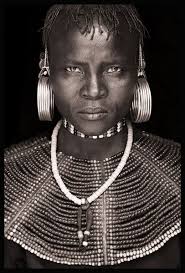 Visages Du Monde 39 Avec Images Portrait Noir Et Blanc Photo Visage Visage Du Monde
