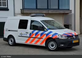 Wij versterken de basisteams, zodat de wijkagent vaker zichtbaar op straat aanwezig is en snel kan optreden bij inbraken, ruzies en andere. Einsatzfahrzeug Middelburg Politie Dhufukw Bos Fahrzeuge Einsatzfahrzeuge Und Wachen Weltweit