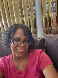 Who can style curly hair for volume and length?