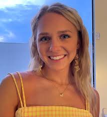 Maggie Schmid (@baublesandbubbly) • Instagram photos and videos