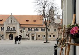 Nl in braunschweig innenstadt, niedersachsen, strasse: Mit Dem Klassischen Stadtrundgang Der Braunschweig App Die Stadt Neu Entdecken Leben In Der Lowenstadt