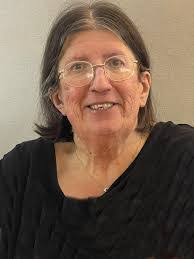 Gail Wilde's Instagram, Twitter & Facebook