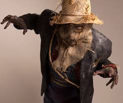 Die grundfarbe des mumienkostüms ist weiß oder cremefarben. Vogelscheuche Halloween De