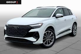 Image result for Glacier White 2022 Q4