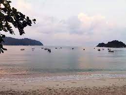 Ahli keluarga mangsa, arfah baharudin, 34, berkata, difahamkan percutian itu turut disertai sebuah lagi keluarga mereka dari kulim. Panduan Bercuti Di Pulau Pangkor Percutian Bajet
