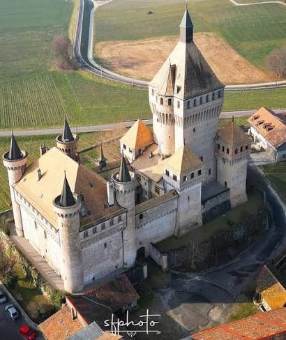 Vufflens Castle