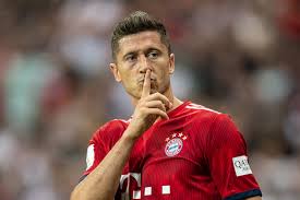 May 31, 2021 · just over a week after breaking gerd muller's bundesliga scoring record for bayern munich, robert lewandowski joined up with the polish national team in opalencia in nowy tomyśl county, poland for their training camp ahead of the european championships. Robert Lewandowski Wanted To Leave Bayern Munich Because He Felt Alone Bleacher Report Latest News Videos And Highlights