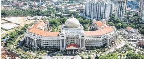 Acp abdul razak mohd yusoff is a police senior officer, martial artist and one of the national heroes from the royal malaysia police 69 commando of the pasukan gerakan khas (english: High Court Judge Datuk Mohd Sofian Abd Razak Pressreader