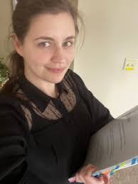 Ellen Nilsen's Instagram, Twitter & Facebook