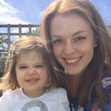 Laurie Streeter's Instagram, Twitter & Facebook