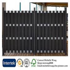 سهلة التركيب أعلى جودة أوروبا شعبية صغيرة خشبية سياج حديقة الخشب الخارجي انزلاق الأبواب ادنى أبواب خشبية خارجية Buy حديقة سياج خشبي صغير أبواب منزلقة خشبية خارجية