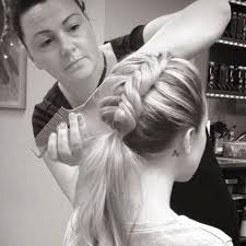 But this one is lovely! Braided Rose Hairstyle Is The Hottest New Trend And Everyone Is Obsessed With It Bored Panda